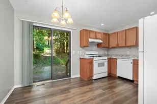 2965 Englewood Ave SE, Grand Rapids, MI 49508 - Photo 5