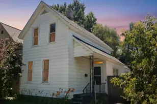 1006 Baldwin St SE, Grand Rapids, MI 49506 - Photo 1