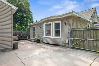 2053 Seventh Street NW, Grand Rapids, MI 49504 - Photo 33