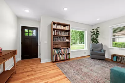 2053 Seventh Street NW, Grand Rapids, MI 49504 - Photo 5