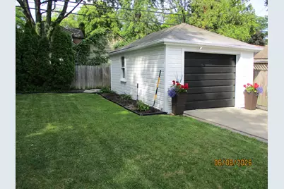 456 Manor Street, Grosse Pointe Farms, MI 48236 - Photo 9