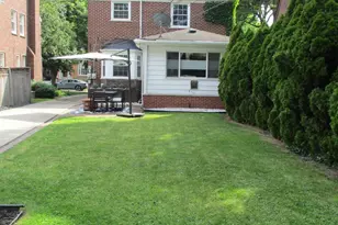456 Manor St, Grosse Pointe Farms, MI 48236 - Photo 11