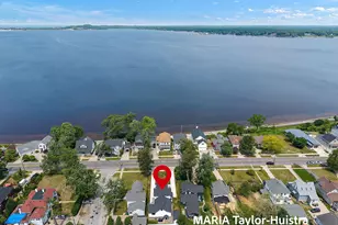1423 Lakeshore Dr, Muskegon, MI 49441 - Photo 63