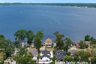 1423 Lakeshore Dr, Muskegon, MI 49441 - Photo 3