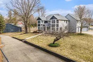 6340 Butternut Dr, West Olive, MI 49460 - Photo 3