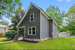 209 E High St, Union City, MI 49094 - Photo 3