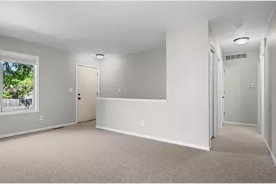 2975 Englewood Avenue SE, Grand Rapids, MI 49508 - Photo 3