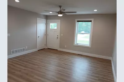 208 Taylors Court, Scottville, MI 49454 - Photo 9