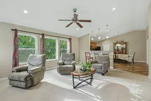 1037 Sunfield Dr, Holland, MI 49424 - Photo 9
