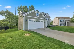 1037 Sunfield Dr, Holland, MI 49424 - Photo 5