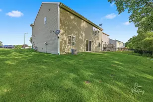 1037 Sunfield Dr, Holland, MI 49424 - Photo 33