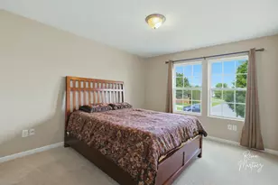1037 Sunfield Dr, Holland, MI 49424 - Photo 17