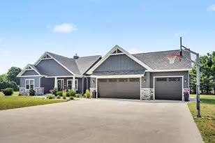 17045 Woodside Ln, Three Rivers, MI 49093 - Photo 3