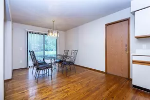 6718 Forest Park Dr, Troy, MI 48098 - Photo 9