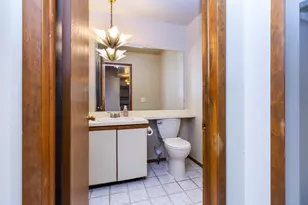 6718 Forest Park Dr, Troy, MI 48098 - Photo 19