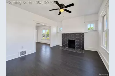 1735 Clairmount Avenue, Detroit, MI 48206 - Photo 7