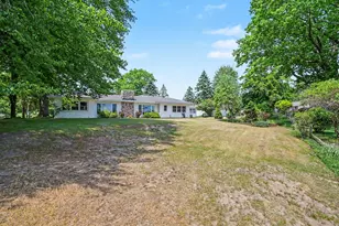 1358 N Lakeshore Dr, Ludington, MI 49431 - Photo 29