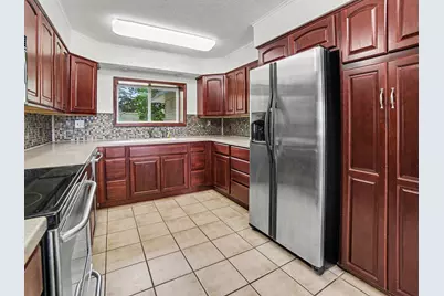 1358 N Lakeshore Drive, Ludington, MI 49431 - Photo 11