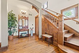 424 Huron St, South Haven, MI 49090 - Photo 5