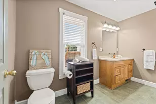 424 Huron St, South Haven, MI 49090 - Photo 33