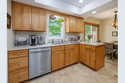5482 Lindenwood Street, Kalamazoo, MI 49004 - Photo 9