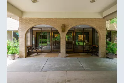 4040 Greenleaf Circle #409, Kalamazoo, MI 49008 - Photo 3