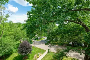 4040 Greenleaf Cir, Kalamazoo, MI 49008 - Photo 23
