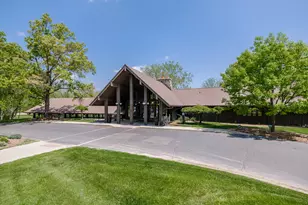 4040 Greenleaf Cir, Kalamazoo, MI 49008 - Photo 35