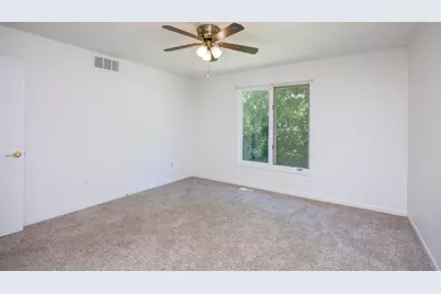 35907 Fierimonte Drive, Clinton Twp, MI 48035 - Photo 15