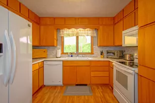2849 Iowa St, Battle Creek, MI 49037 - Photo 9
