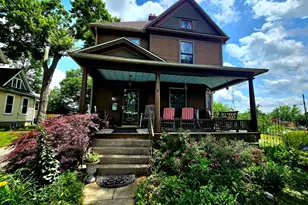 24 Garrison Ave, Battle Creek, MI 49017 - Photo 1