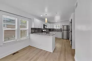 21004 Reimanville Ave, Ferndale, MI 48220 - Photo 13