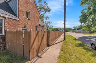 21004 Reimanville Ave, Ferndale, MI 48220 - Photo 37