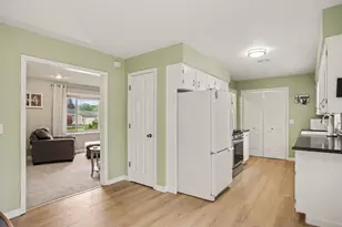 5495 Rockridge Dr NE, Comstock Park, MI 49321 - Photo 7