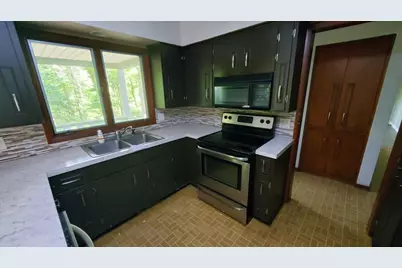 14261 Essenburg Drive, Holland, MI 49424 - Photo 5