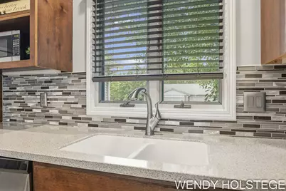 859 Creekridge Drive, Holland, MI 49423 - Photo 9