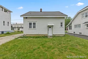 2453 Byron Center Ave SW, Wyoming, MI 49519 - Photo 25