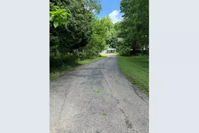 3406 W Shore Drive, Battle Creek, MI 49017 - Photo 17