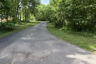 3406 W Shore Dr, Battle Creek, MI 49017 - Photo 23