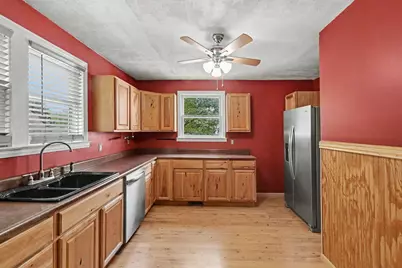 1011 State Street, Adrian, MI 49221 - Photo 7