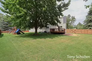 7537 Woodside Dr, Hudsonville, MI 49426 - Photo 31