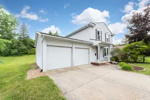 2240 Steeplechase Dr, Ann Arbor, MI 48103 - Photo 41
