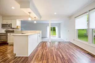 2240 Steeplechase Dr, Ann Arbor, MI 48103 - Photo 11