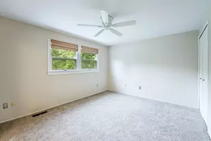 2240 Steeplechase Dr, Ann Arbor, MI 48103 - Photo 25