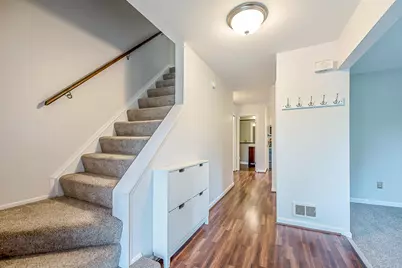 2240 Steeplechase Drive, Ann Arbor, MI 48103 - Photo 5
