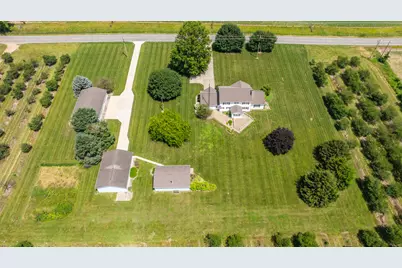 31401 Middle Crossing Road, Dowagiac, MI 49047 - Photo 21