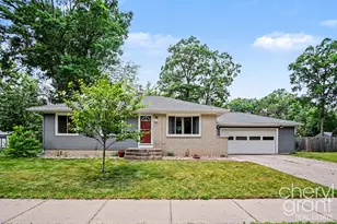 4631 Carrick Ave SE, Grand Rapids, MI 49508 - Photo 1