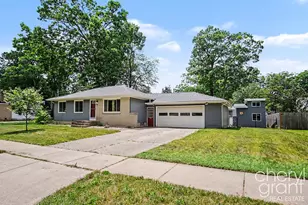 4631 Carrick Ave SE, Grand Rapids, MI 49508 - Photo 1