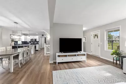 7769 Berrybrook Court SE, Byron Center, MI 49315 - Photo 5