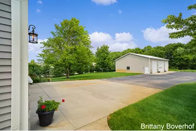 9875 Kateri Way Drive SE, Caledonia, MI 49316 - Photo 7